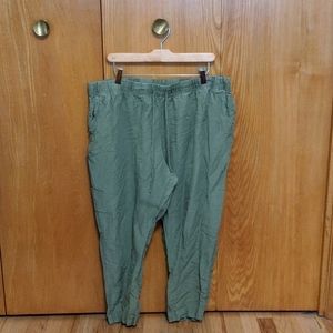Olive linen capris